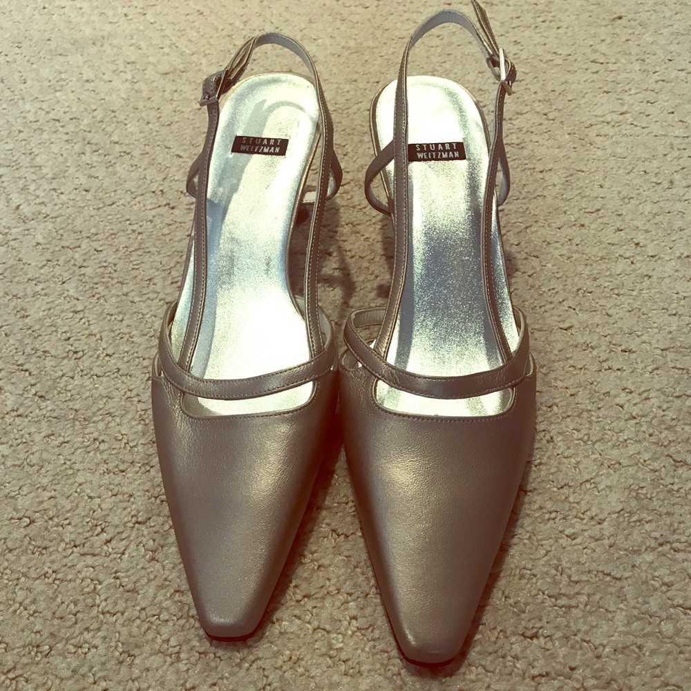 NWOT STUART WEITZMAN heels!!